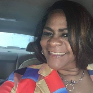 Meet your Posher, Beverly